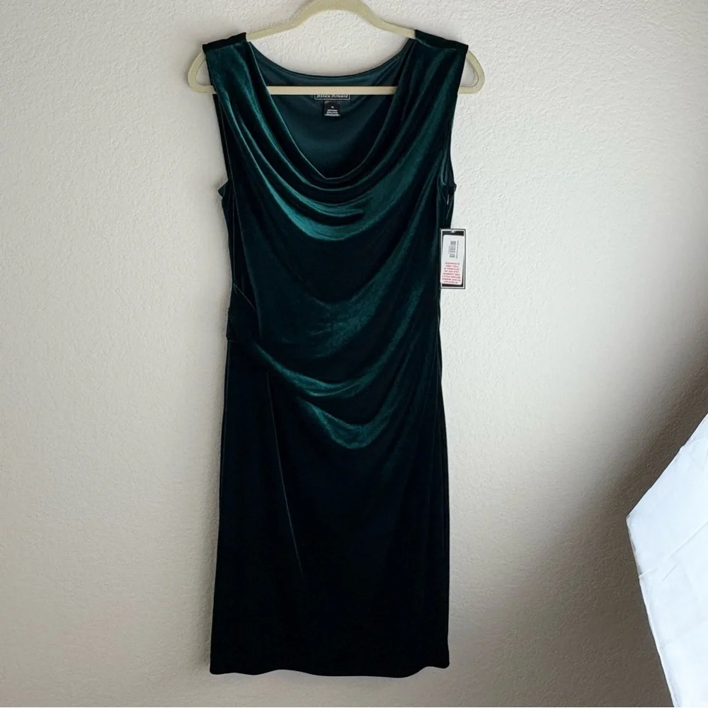 Jessica Howard | Dresses | Jessica Howard Elegant Emerald Green Velvet Dress